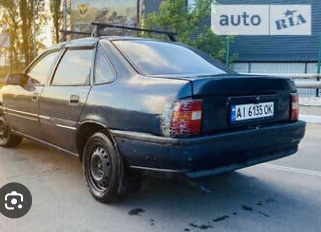 Синій Опель Вектра, об'ємом двигуна 1.6 л та пробігом 37 тис. км за 668 $, фото 1 на Automoto.ua