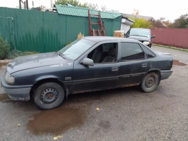 Синий Опель Вектра, объемом двигателя 1.6 л и пробегом 999 тыс. км за 300 $, фото 7 на Automoto.ua