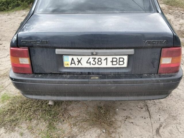 Синий Опель Вектра, объемом двигателя 0 л и пробегом 285 тыс. км за 1080 $, фото 3 на Automoto.ua