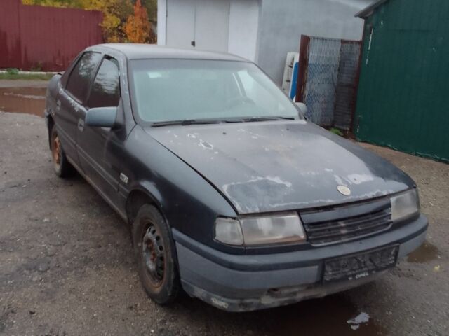 Синий Опель Вектра, объемом двигателя 1.6 л и пробегом 999 тыс. км за 300 $, фото 1 на Automoto.ua