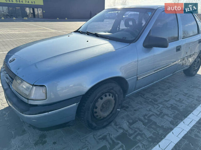 Синий Опель Вектра, объемом двигателя 1.6 л и пробегом 400 тыс. км за 750 $, фото 8 на Automoto.ua