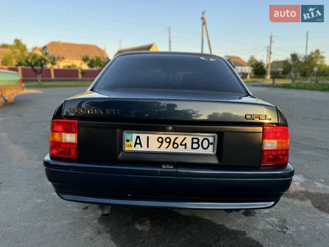 Синій Опель Вектра, об'ємом двигуна 1.8 л та пробігом 228 тис. км за 2000 $, фото 14 на Automoto.ua