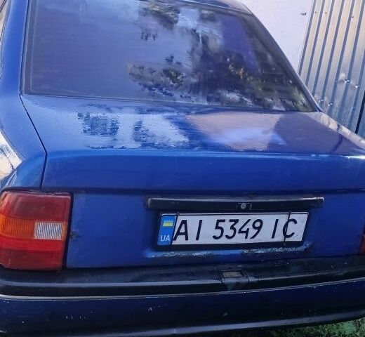 Синий Опель Вектра, объемом двигателя 1 л и пробегом 491 тыс. км за 950 $, фото 2 на Automoto.ua