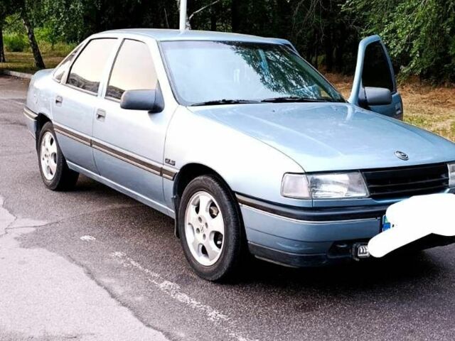 Синий Опель Вектра, объемом двигателя 0 л и пробегом 380 тыс. км за 1452 $, фото 1 на Automoto.ua