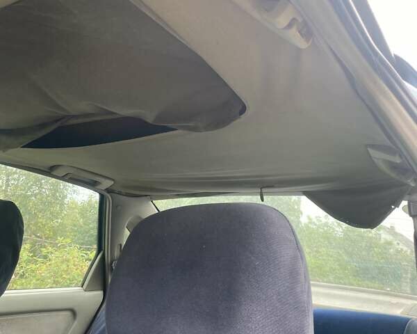 Синий Опель Вектра, объемом двигателя 1.7 л и пробегом 363 тыс. км за 750 $, фото 6 на Automoto.ua