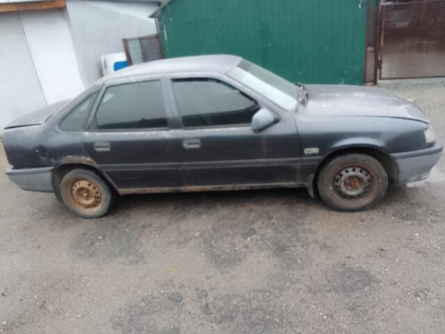 Синий Опель Вектра, объемом двигателя 1.6 л и пробегом 999 тыс. км за 300 $, фото 2 на Automoto.ua