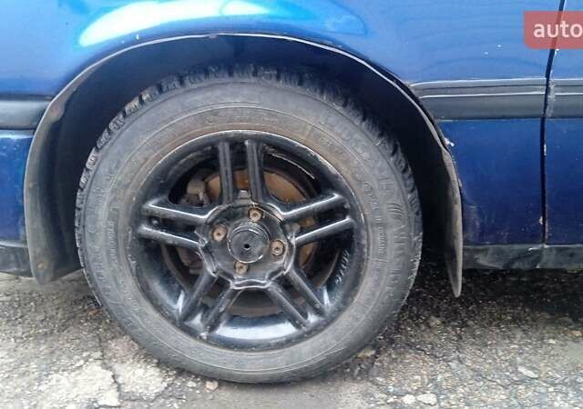 Синий Опель Вектра, объемом двигателя 1.6 л и пробегом 270 тыс. км за 1100 $, фото 22 на Automoto.ua