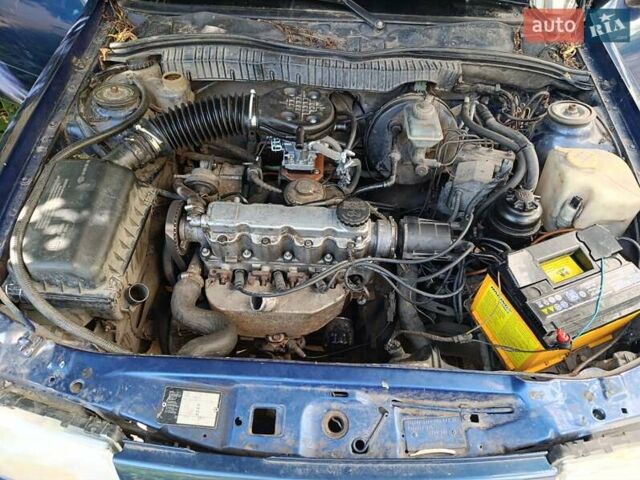 Синій Опель Вектра, об'ємом двигуна 1.6 л та пробігом 391 тис. км за 1800 $, фото 8 на Automoto.ua