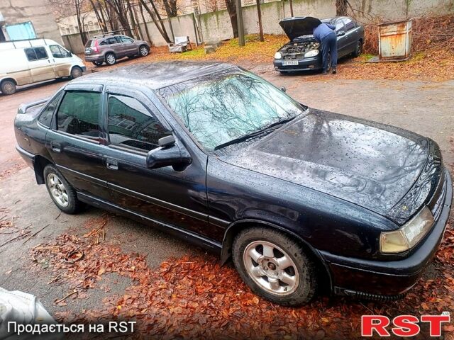 Синий Опель Вектра, объемом двигателя 1.7 л и пробегом 0 тыс. км за 1500 $, фото 1 на Automoto.ua