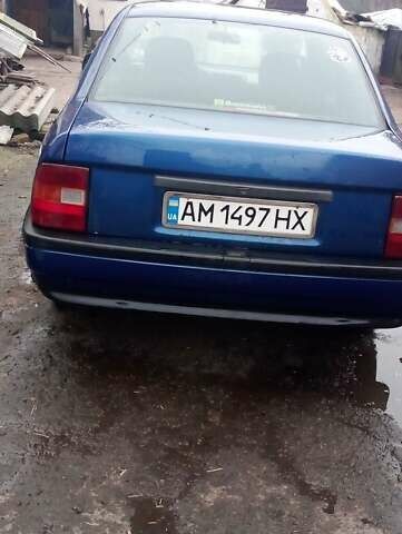 Синий Опель Вектра, объемом двигателя 1.6 л и пробегом 489 тыс. км за 1700 $, фото 2 на Automoto.ua