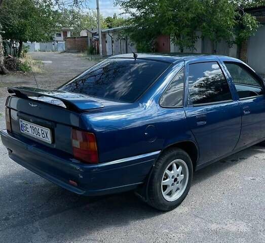 Опель Вектра 1992 в Николаеве на Automoto.ua Синий Опель Вектра, объемом двигателя 1.6 л и пробегом 265 тыс. км за 1650 $, фото 15 на Automoto.ua
