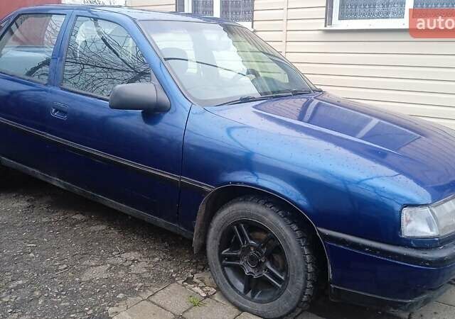 Синий Опель Вектра, объемом двигателя 1.6 л и пробегом 270 тыс. км за 1100 $, фото 9 на Automoto.ua