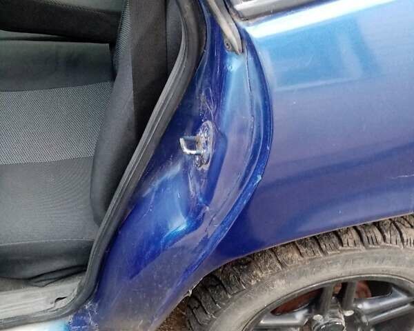 Синий Опель Вектра, объемом двигателя 1.6 л и пробегом 270 тыс. км за 1100 $, фото 1 на Automoto.ua