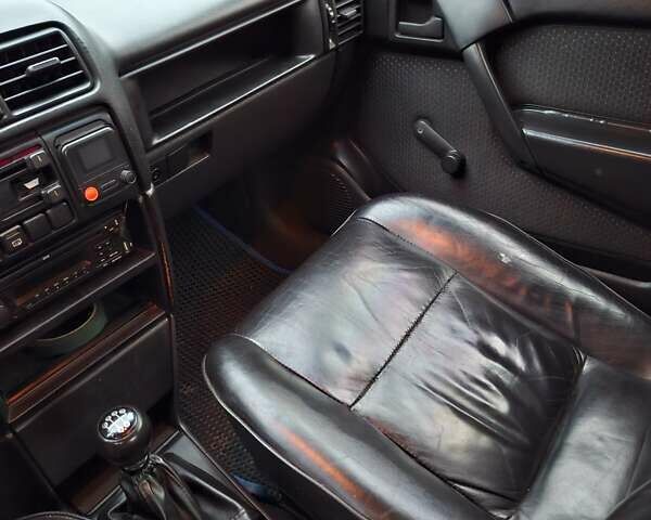 Синий Опель Вектра, объемом двигателя 1.7 л и пробегом 459 тыс. км за 1500 $, фото 8 на Automoto.ua