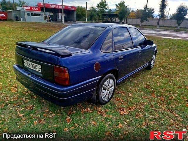 Синий Опель Вектра, объемом двигателя 2 л и пробегом 100 тыс. км за 1650 $, фото 4 на Automoto.ua