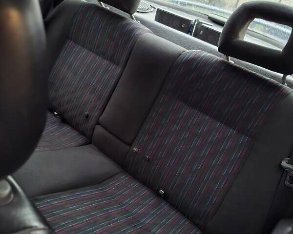 Синий Опель Вектра, объемом двигателя 1.7 л и пробегом 459 тыс. км за 1500 $, фото 4 на Automoto.ua