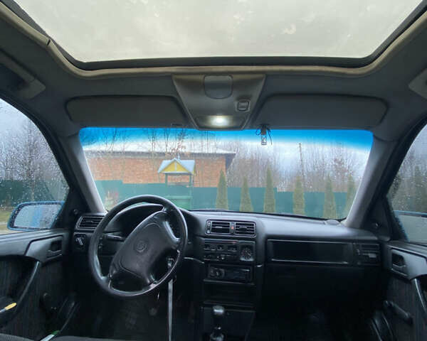 Синий Опель Вектра, объемом двигателя 1.8 л и пробегом 400 тыс. км за 2200 $, фото 10 на Automoto.ua