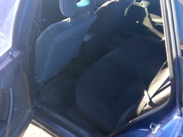 Синий Опель Вектра, объемом двигателя 2 л и пробегом 56 тыс. км за 556 $, фото 4 на Automoto.ua