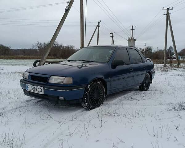 Синий Опель Вектра, объемом двигателя 2 л и пробегом 323 тыс. км за 2550 $, фото 4 на Automoto.ua