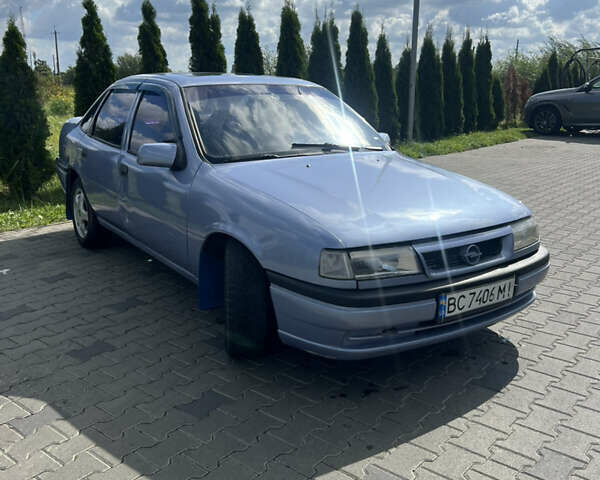 Синий Опель Вектра, объемом двигателя 1.8 л и пробегом 299 тыс. км за 1550 $, фото 9 на Automoto.ua