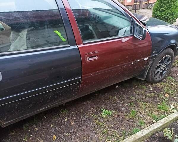 Синий Опель Вектра, объемом двигателя 1.8 л и пробегом 360 тыс. км за 1800 $, фото 1 на Automoto.ua