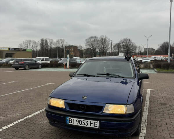 Синій Опель Вектра, об'ємом двигуна 1.8 л та пробігом 235 тис. км за 1900 $, фото 2 на Automoto.ua