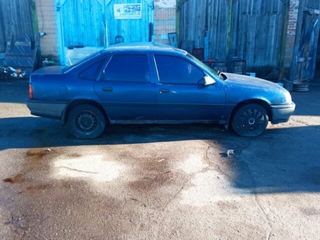 Синий Опель Вектра, объемом двигателя 2 л и пробегом 56 тыс. км за 556 $, фото 5 на Automoto.ua