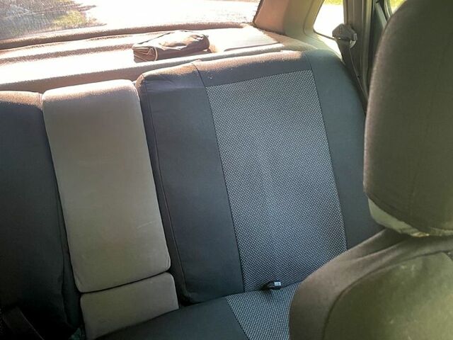 Синий Опель Вектра, объемом двигателя 1.8 л и пробегом 380 тыс. км за 1900 $, фото 7 на Automoto.ua