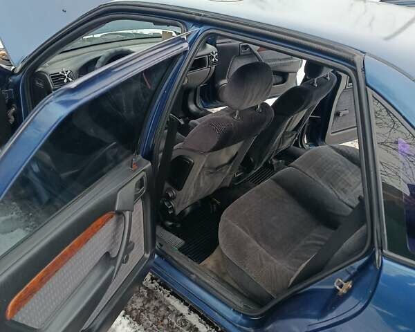 Синий Опель Вектра, объемом двигателя 2 л и пробегом 323 тыс. км за 2550 $, фото 6 на Automoto.ua