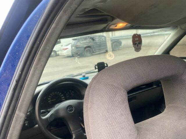 Синій Опель Вектра, об'ємом двигуна 2 л та пробігом 3 тис. км за 1350 $, фото 15 на Automoto.ua