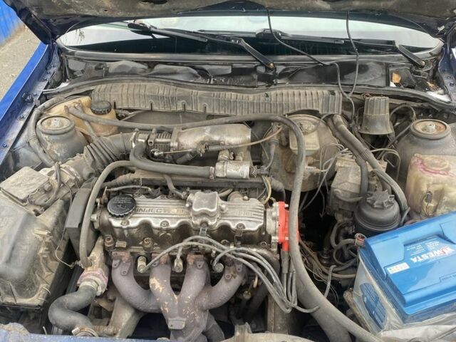 Синій Опель Вектра, об'ємом двигуна 2 л та пробігом 3 тис. км за 1350 $, фото 2 на Automoto.ua