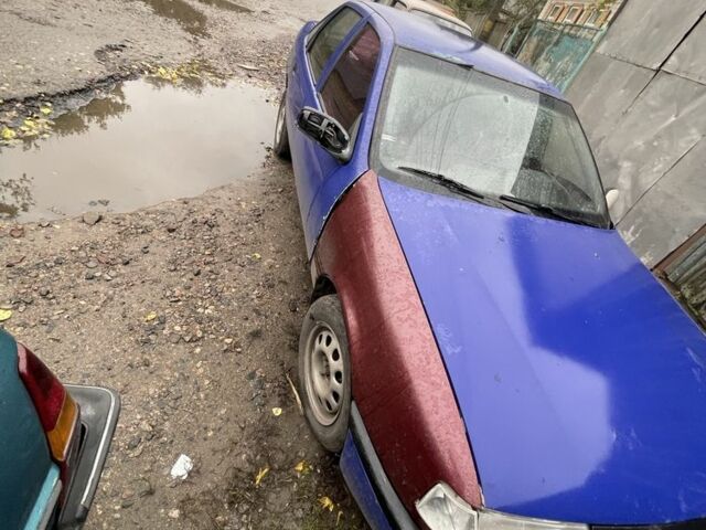 Синий Опель Вектра, объемом двигателя 0 л и пробегом 77 тыс. км за 359 $, фото 1 на Automoto.ua