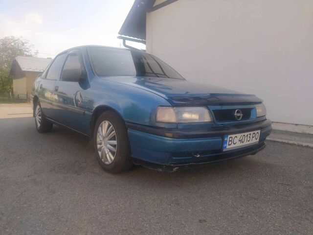 Синий Опель Вектра, объемом двигателя 0 л и пробегом 300 тыс. км за 1800 $, фото 9 на Automoto.ua