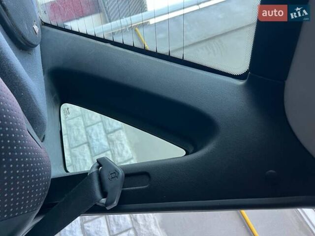 Синій Опель Вектра, об'ємом двигуна 1.6 л та пробігом 341 тис. км за 1450 $, фото 46 на Automoto.ua