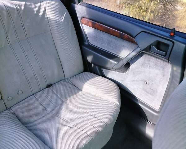 Синий Опель Вектра, объемом двигателя 1.8 л и пробегом 812 тыс. км за 900 $, фото 5 на Automoto.ua