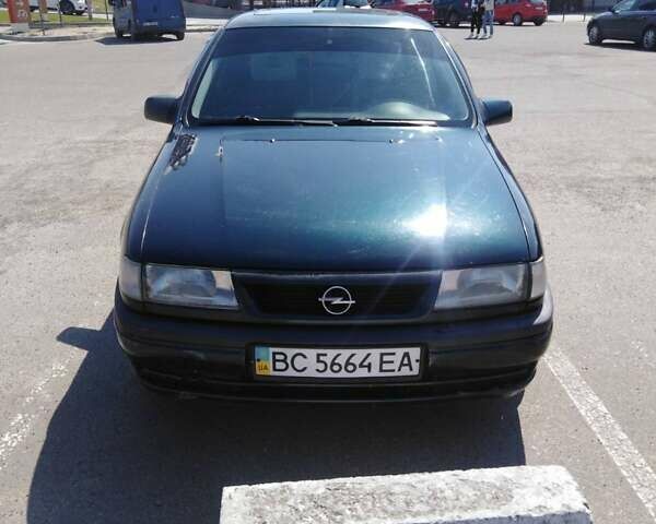 Синий Опель Вектра, объемом двигателя 2 л и пробегом 350 тыс. км за 1600 $, фото 3 на Automoto.ua
