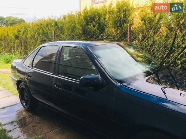 Опель Вектра 1995 в Львове на Automoto.ua Синий Опель Вектра, объемом двигателя 1.8 л и пробегом 200 тыс. км за 1100 $, фото 1 на Automoto.ua