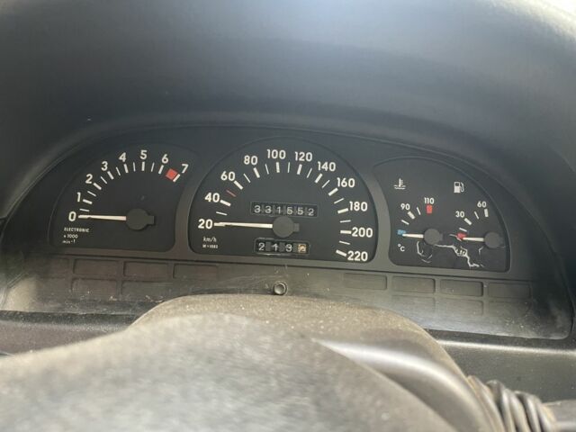 Синий Опель Вектра, объемом двигателя 2 л и пробегом 300 тыс. км за 709 $, фото 5 на Automoto.ua