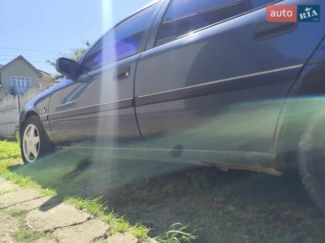 Синий Опель Вектра, объемом двигателя 1.6 л и пробегом 377 тыс. км за 1400 $, фото 6 на Automoto.ua