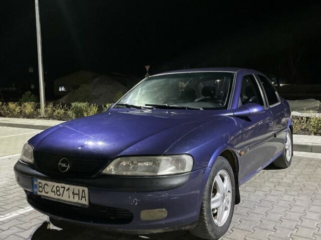 Синій Опель Вектра, об'ємом двигуна 1.8 л та пробігом 350 тис. км за 1600 $, фото 7 на Automoto.ua