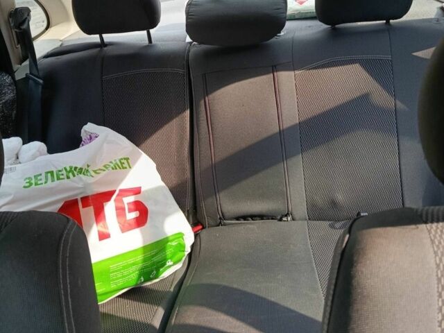 Синий Опель Вектра, объемом двигателя 1.8 л и пробегом 240 тыс. км за 1550 $, фото 13 на Automoto.ua