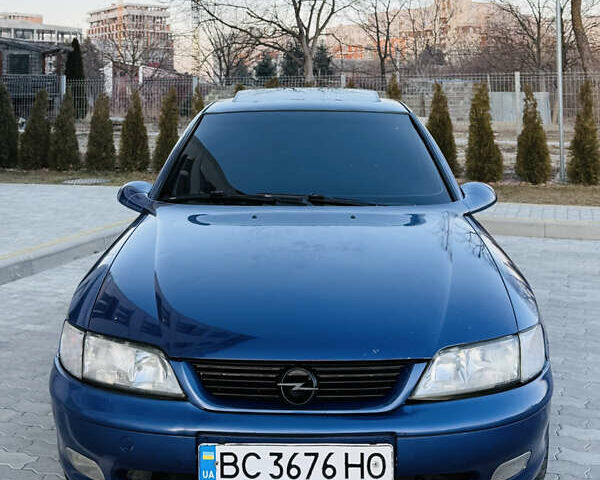 Синий Опель Вектра, объемом двигателя 1.6 л и пробегом 306 тыс. км за 2500 $, фото 3 на Automoto.ua