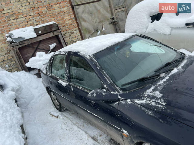 Синий Опель Вектра, объемом двигателя 1.6 л и пробегом 268 тыс. км за 1800 $, фото 6 на Automoto.ua