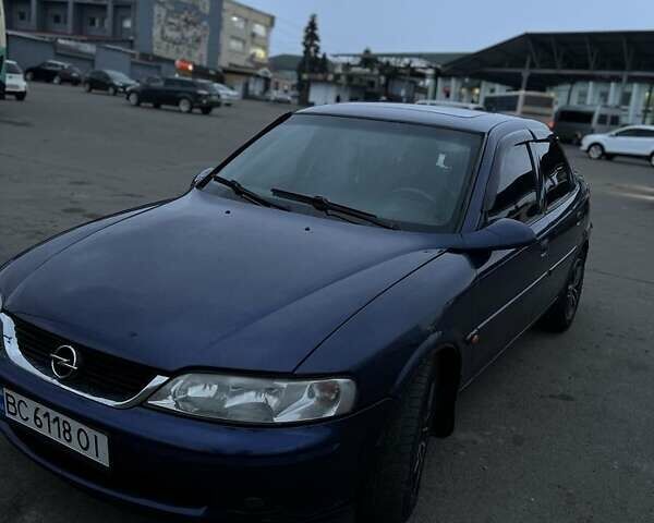 Синий Опель Вектра, объемом двигателя 1.8 л и пробегом 400 тыс. км за 2500 $, фото 6 на Automoto.ua