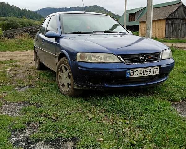 Синий Опель Вектра, объемом двигателя 2 л и пробегом 260 тыс. км за 1600 $, фото 1 на Automoto.ua