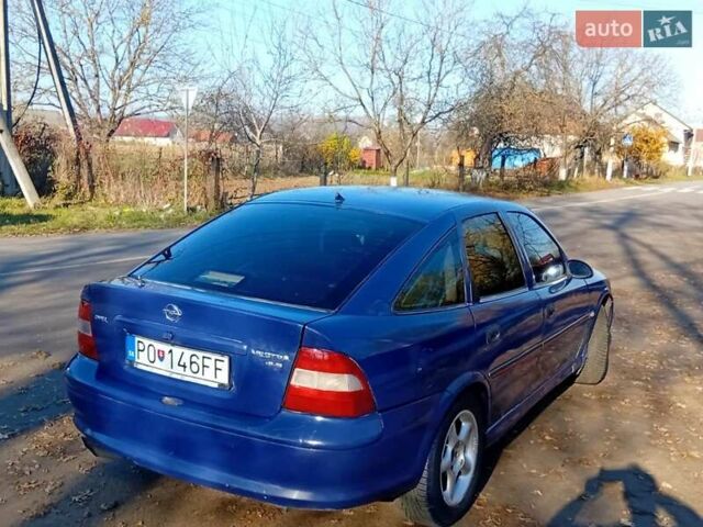 Синий Опель Вектра, объемом двигателя 1.8 л и пробегом 450 тыс. км за 1100 $, фото 2 на Automoto.ua