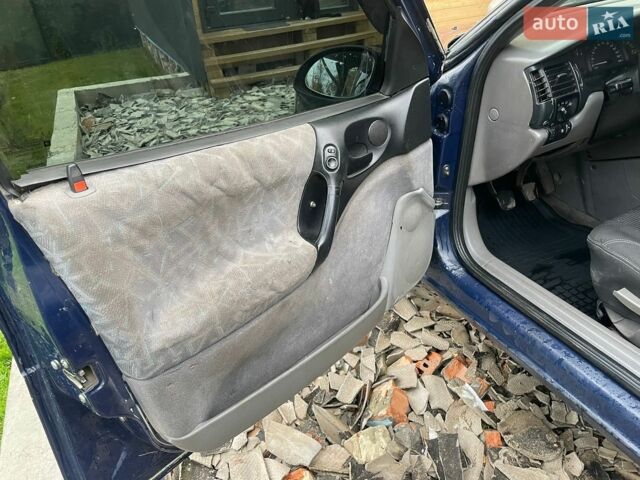 Синій Опель Вектра, об'ємом двигуна 1.6 л та пробігом 500 тис. км за 1450 $, фото 35 на Automoto.ua