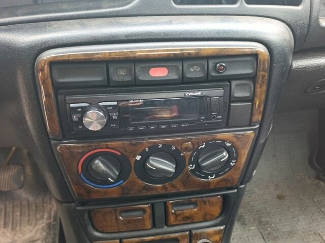 Синій Опель Вектра, об'ємом двигуна 1.7 л та пробігом 280 тис. км за 1146 $, фото 5 на Automoto.ua