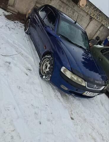 Синий Опель Вектра, объемом двигателя 1.6 л и пробегом 270 тыс. км за 800 $, фото 8 на Automoto.ua