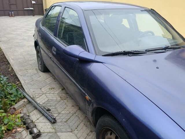 Синій Опель Вектра, об'ємом двигуна 1.7 л та пробігом 280 тис. км за 1146 $, фото 3 на Automoto.ua